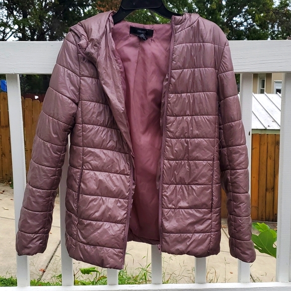 Forever 21 Puffer Jacket - Picture 1 of 2